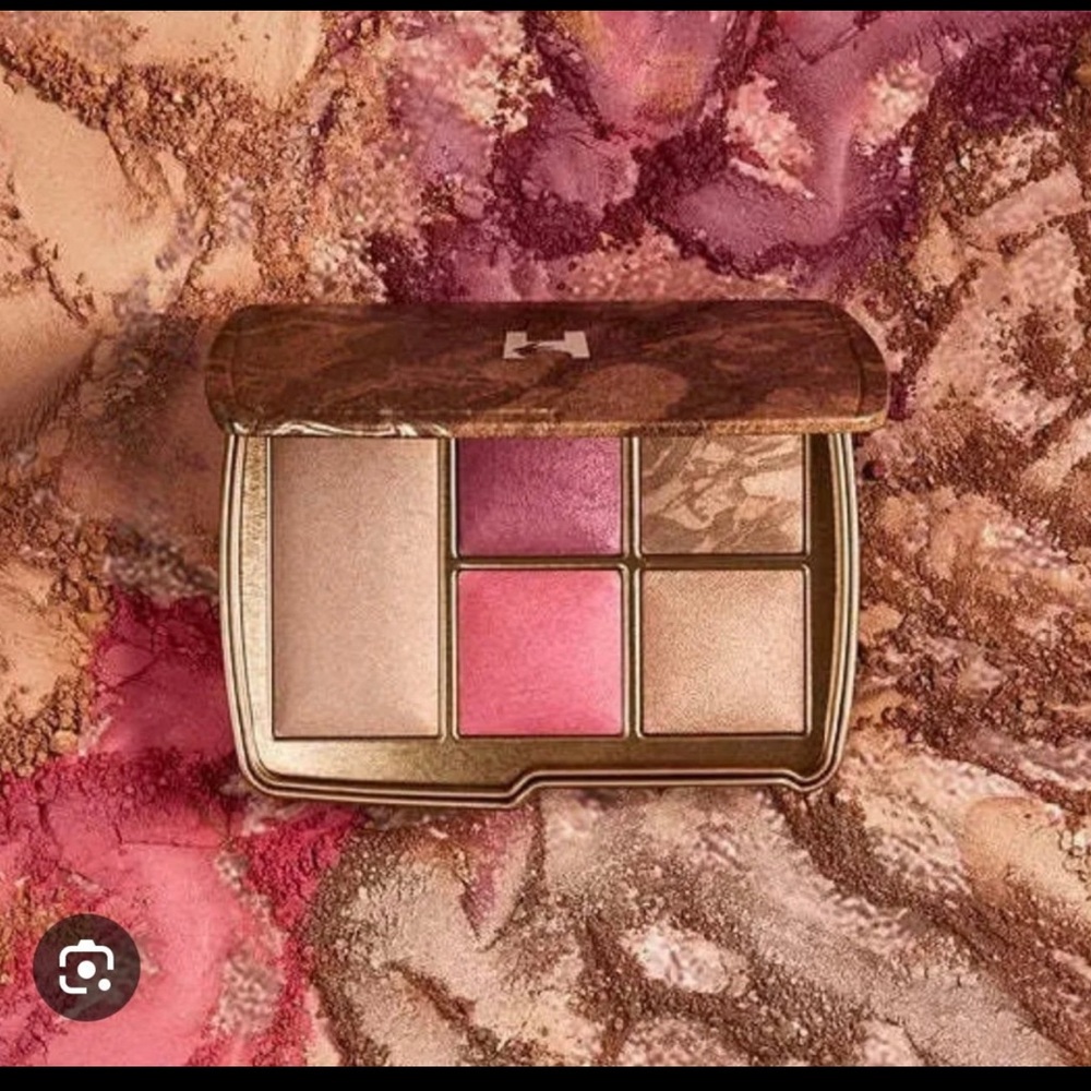 Hourglass Pink and Gold Blush Palette